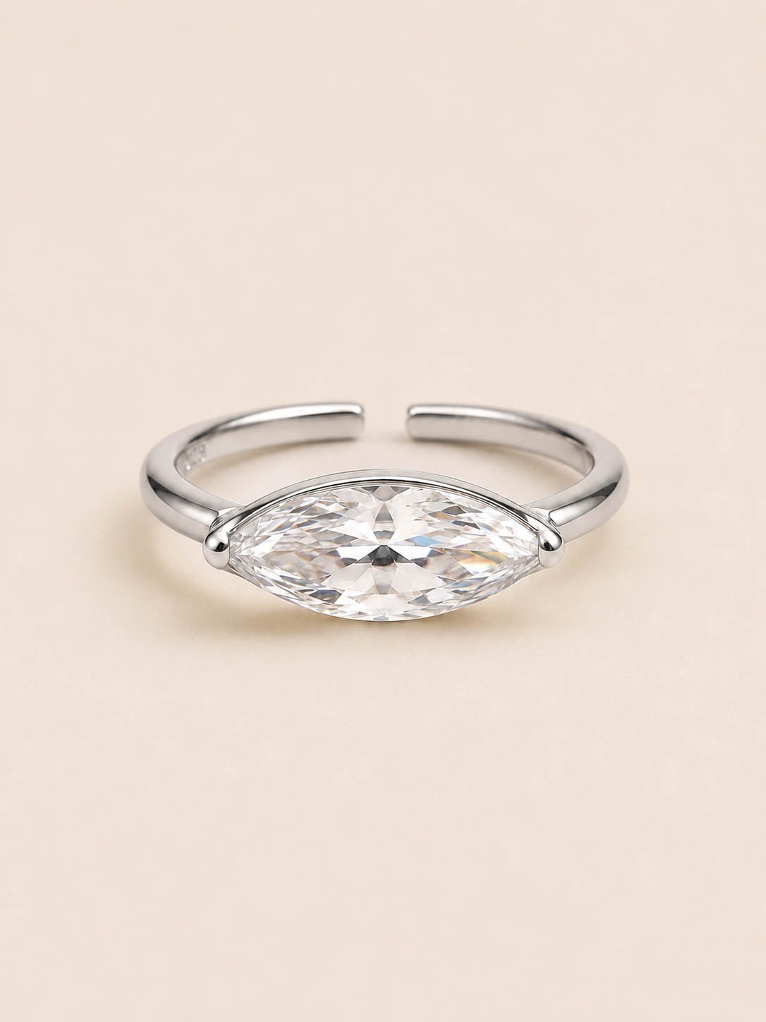ANELLO SCULPTED MARQUISE - MARHAI